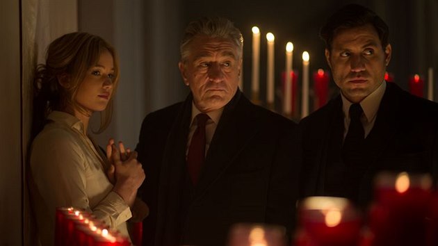 Jennifer Lawrencov�, Robert DeNiro a �dgar Ram�rez ve filmu Joy