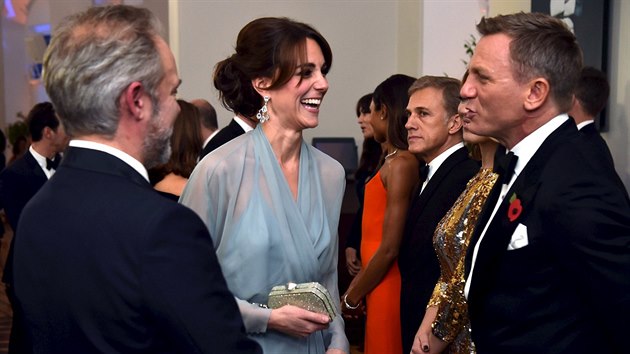 Vévodkyni z Cambridge pobavil představitel Jamese Bonda Daniel Craig.
