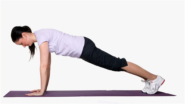 Cvik plank (výdrž v podporu) je vhodné do tréninku vždy zařadit. Osvěží cvičení a je dobrý na vydýchání. Pomáhá zpevnit střed těla. Zapojíte při něm břicho, záda a celý ramenní pletenec.