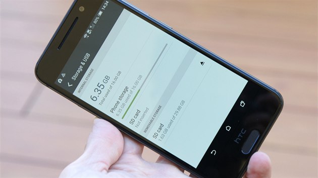 HTC One A9