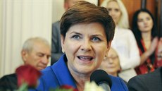 Kandidátka na premiérku Polsko Beata Szydlová ze strany Právo a spravedlnost...