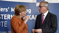 Předseda Evropské komise Jean-Claude Juncker s německou kancléřskou Angelou...
