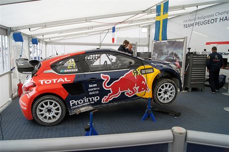 Zzem rallyecrossovho tmu Peugeot Hansen