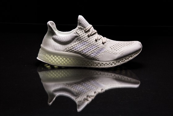 Adidas Futurecraft 3D - budoucnost beckých bot leí podle adidasu v 3D tisku...