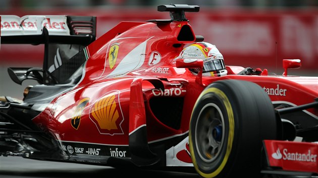 Sebastian Vettel v kvalifikaci na VC Mexika