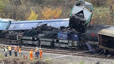 Nehoda nákladních vlak mezi mezi Velvty a Úpoinami.