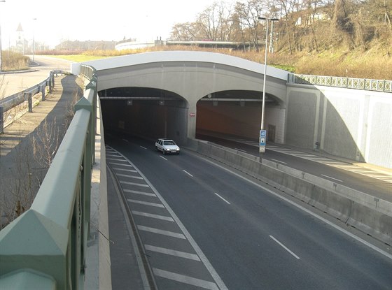 Zlíchovský tunel.