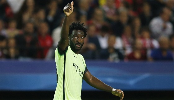 Wilfried Bony  z Manchesteru City se raduje z gólu v utkání Ligy mistr v...