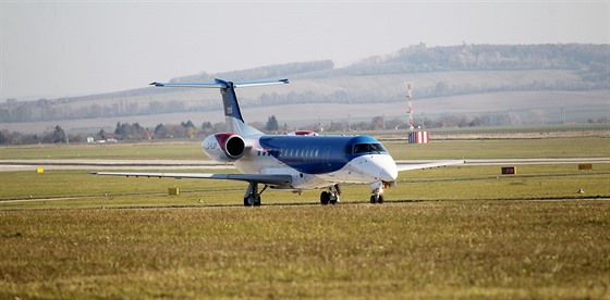 Letecká spolenost bmi regional pedstavila letoun pro nov zízenou linku Brno...