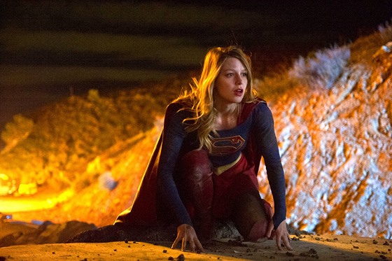 Kanál CBS zaal po vzoru Supermana vysílat seriál o jeho sestenici (Melissa...