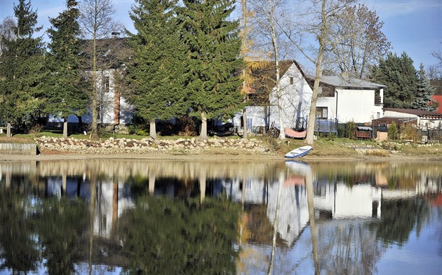 Decroix oznámila rozchod s manželem. Ztratili jsme se jeden druhému, napsala