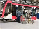 Zkompletovat tramvaj je vda. Natáeli jsme pi výrob v Plzni