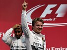 Nico Rosberg (vpravo) se raduje z triumfu ve Velké cen Mexika formule 1. Jeho...