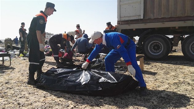 Zchrani na mst pdu ruskho airbusu na Sinaji (4. listopadu 2015)