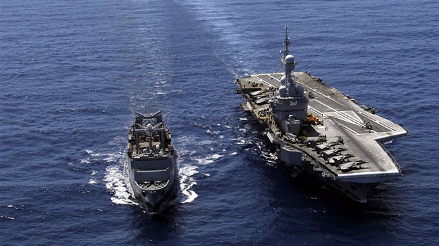 Francie začne stavět novou letadlovou loď, mnohem větší než Charles de Gaulle