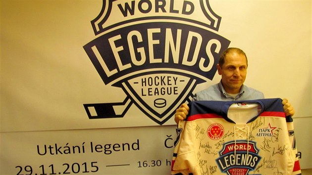 Jednatel Dukly Jihlava Bedřich Ščerban přitáhl po Zlatém utkání do Jihlavy další mezinárodní zápas bývalých hokejových hvězd.