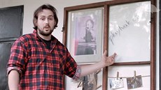 Takovou nást�nku si m��ete vyrobit ze starého okenního k�ídla.