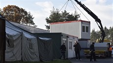 V areálu nevyu�ívané v�znice v B�eclavi- Po�torné za�ala v pond�lí demontá�...