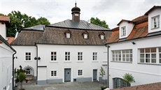 Ubytovací jednotka 1+kk o rozloze 13 metr� �tvere�ních je v prvním pat�e rezidence Little Monastery.