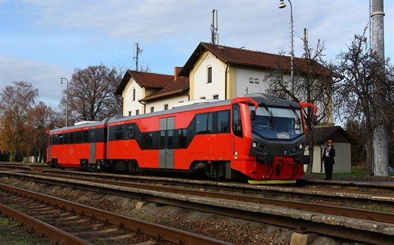 Nová vlaková souprava vyrobená ve Zvolenu na Slovensku pi prezentaní jízd v...