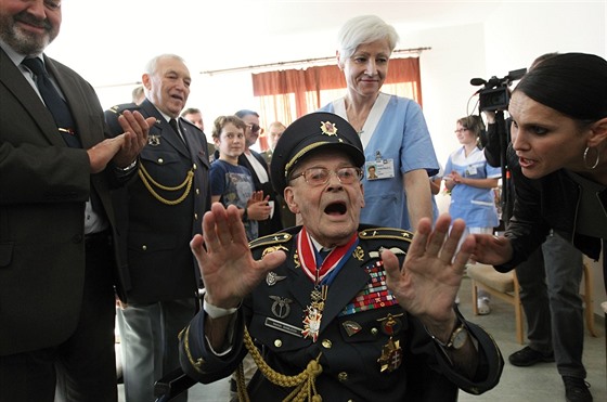 Takto Imrich Gablech loni oslavoval svých 100 let. Tenkrát byl v havlíčkobrodské nemocnici. Letošní 101. narozeniny už tráví doma.