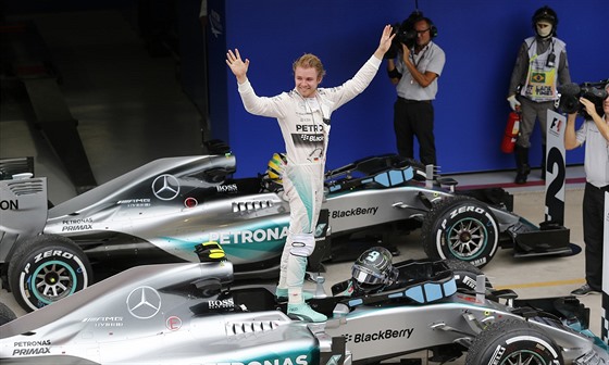 Nico Rosberg slaví v Brazílii titul vicemistra svta.