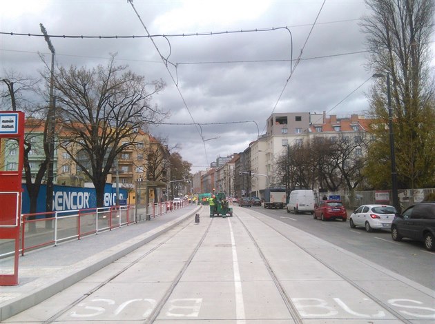 K zastávce Bohemians se opět vrací tramvaje. Bude tu i snadný přestup mezi nimi...