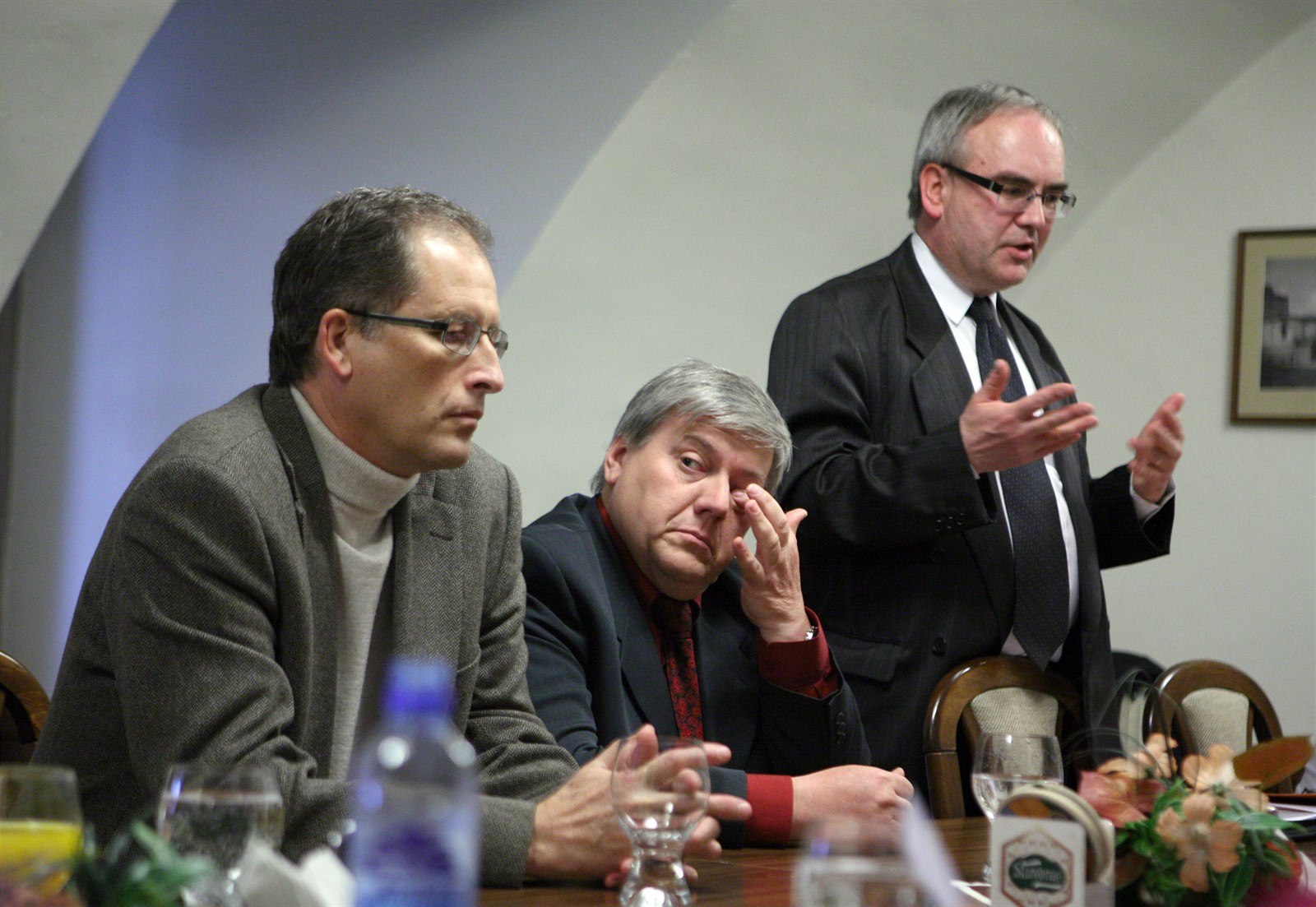�editel Nemocnice Milosrdných brat�í v Brn�  Josef Drbal (vpravo) a...