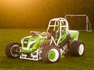 Zelenobílý zahradní traktor proel zajímavou konstrukní úpravou, díky které...