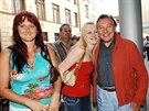 Iveta Koláová s dcerou Lucií a jejím otcem Karlem Gottem (2007)