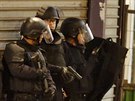 Zásah proti údajným strůjcům teroristických útoků v Paříži. Francouzská policie...