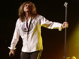 David Coverdale a Whitesnake (O2 arena, Praha, 17. listopadu 2015)