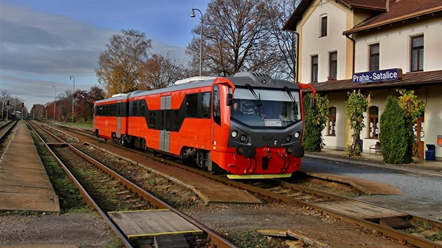 Nová vlaková souprava vyrobená ve Zvolenu na Slovensku při prezentační jízdě v...