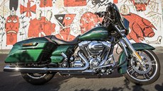 Harley Davidson FLHX Street Glide Special