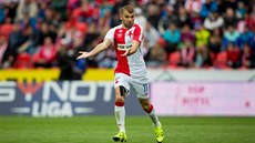 Slávistický zálo�ník Levan Kenija.