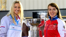 Aktérky první sobotní dvouhry: Petra Kvitová a  Anastasia Pavljuenkovová.