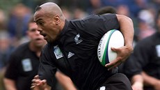 Jonah Lomu, novozélandská ragbyová legenda, v dresu All Blacks