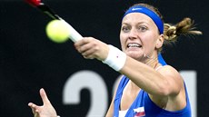 Petra Kvitová ve finále Fed Cupu proti Anastasiji Pavljuenkovové z Ruska.