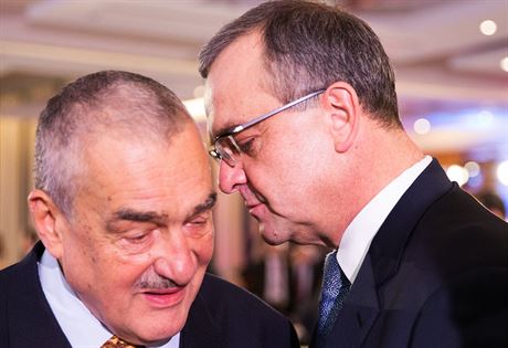Karel Schwarzenberg a Miroslav Kalousek na volebním snmu TOP 09