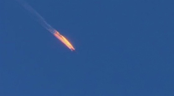Turecké letectvo sestřelilo u hranic Sýrie ruský bitevník Su-24 (24. listopadu...