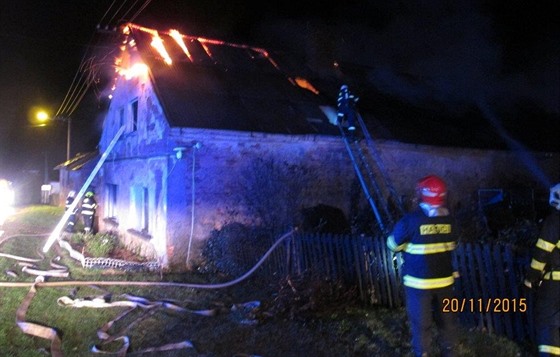 Poár domu ve Vlkoov zpsobil kodu ve výi asi jeden milion korun.