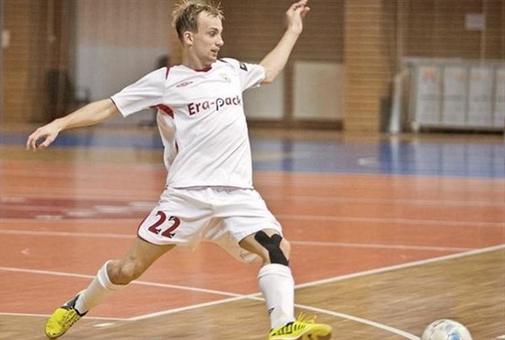 Na palubovce Futsalista Tomá Koudelka byl hlavní postavou Chrudimi pi...