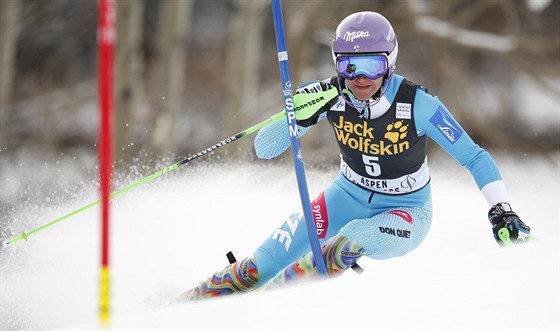 árka Strachová ve druhém kole nedlního slalomu v Aspenu.