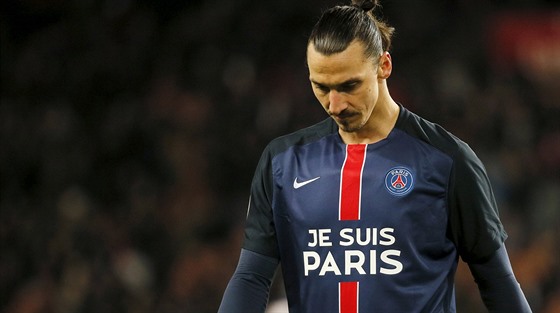 JE SUIS PARIS. Zlatan Ibrahimovi vzpomíná na obti teroristických útok v...