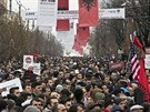 Desetitisíce lidí se zúastnily demonstrace v Pritin proti smlouvám Kosova se...