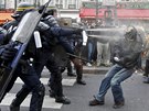 Stet policie s demonstranty v Paíi ped klimatickou konferencí (29....