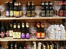 Sluná nabídka obchodu s pivem, kterých je v Belgii na kadém rohu dost.