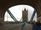 Tower Bridge byl slavnostn oteven v roce 1894 za pítomnosti prince z Walesu,...