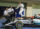Nmecký pilot Nico Rosberg ze stále Mercedes se raduje z triumfu ve Velké cen...