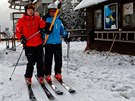 Jako první v esku okusili lyování v nové sezon na erné hoe v Krkonoích...
